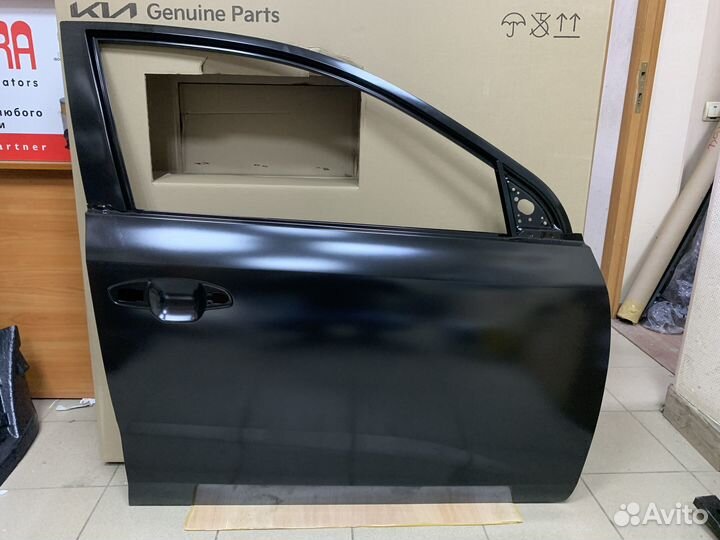 Дверь передняя правая Kia Rio 4