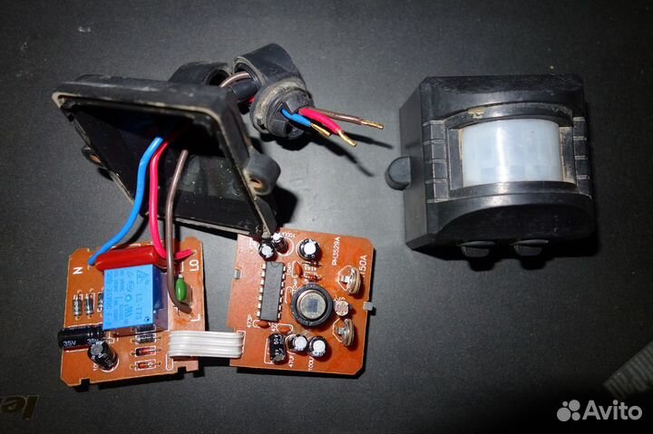 Датчик движения инфракрасный