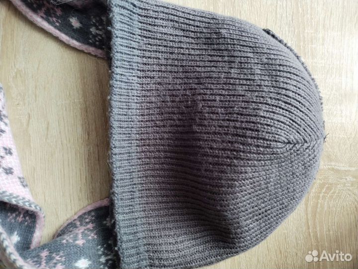 Шапка вязаная