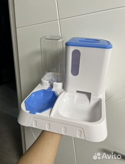 Автоматическая кормушка для животных