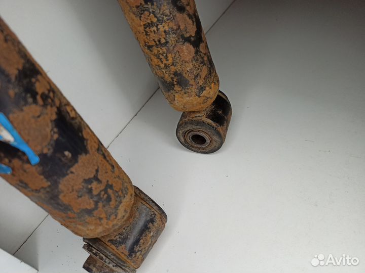 Амортизаторы задние BMW x5 e53