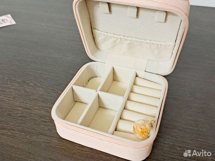 Новая шкатулка для украшений 10*10*5 см розовая