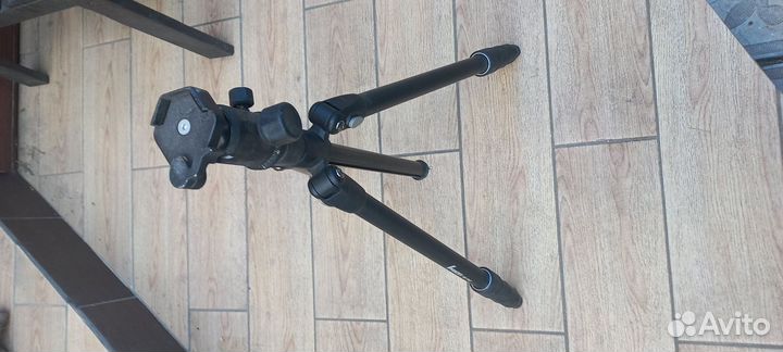 Профессиональный штатив Fancier Weifeng WF-593H