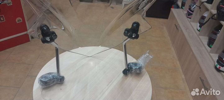 Ветровик универсальный на дорожный мотоцикл