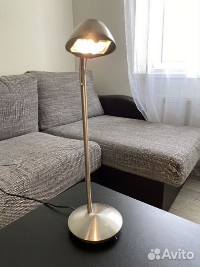 Лампа настольная