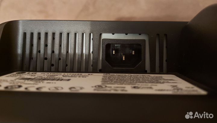 Монитор для компьютера LG