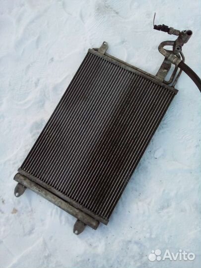 Радиатор кондиционера volkswagen гольф5 6 пассат 6