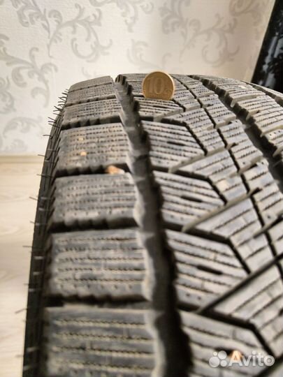 Roadboss Nix Via 235/60 R18