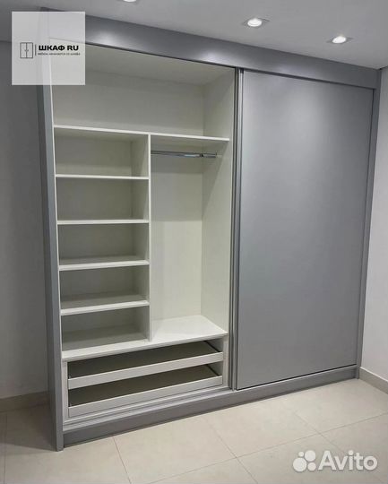 Шкаф распашной с фрезеровкой