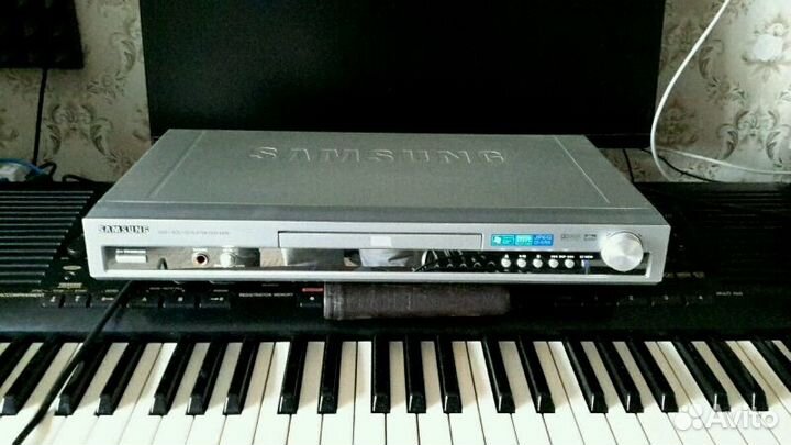 DVD плеер samsung DVD-E435