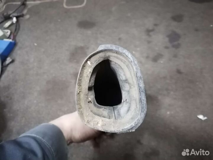 Патрубок воздушного фильтра Skoda Octavia a4