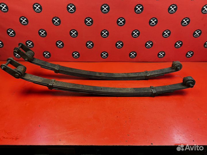 Рессоры передние Nissan Patrol W260 1988-1995