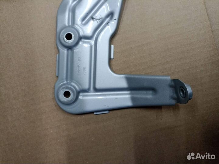 Кронштейн крыла левый BMW X3 G01 2020 41357475803