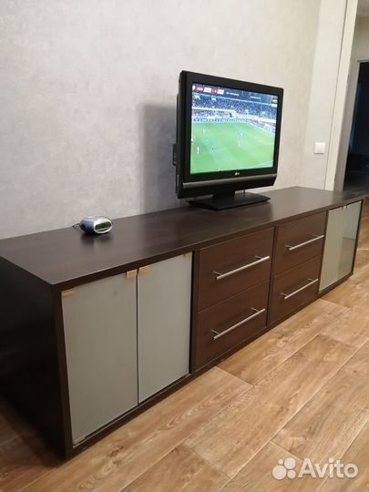 Тумба под телевизор