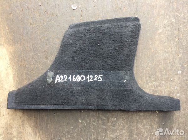 Обшивка стойки правая Mercedes-Benz S-Class W221