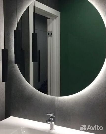 Белое зеркало с подсветкой