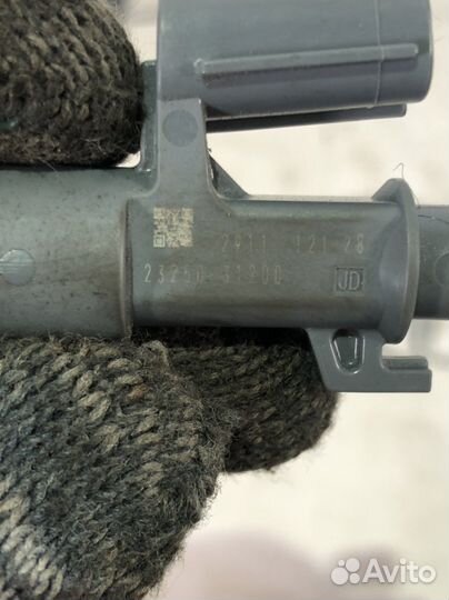 Форсунка топливная Lexus Rx4