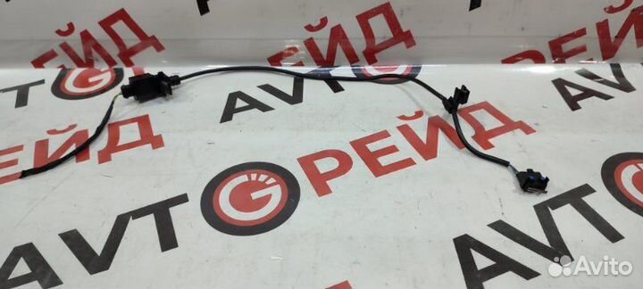 Концевик капота Audi A4 8K cdhb 03.06.2009