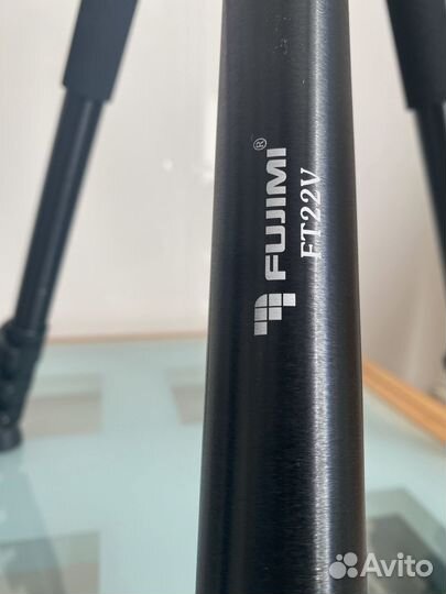 Профессиональный видеоштатив Fujimi FT22V