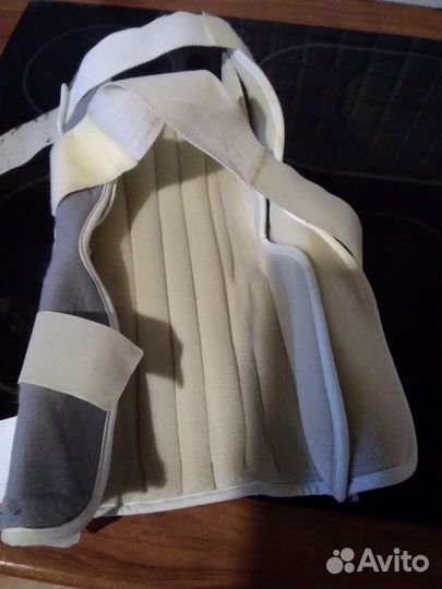 Коленный ортез сустава