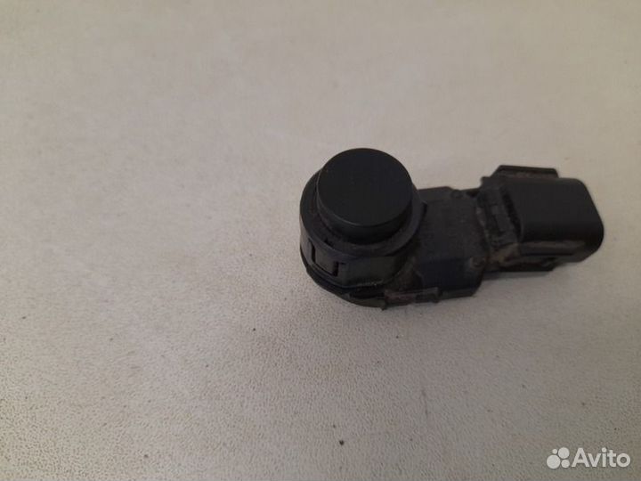 Датчик парковки (парктроник) передний Toyota Rav4
