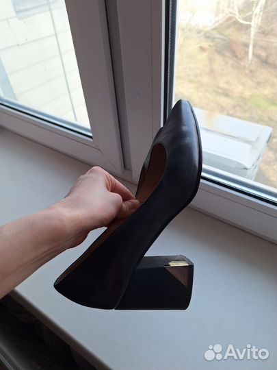 Туфли Covani 37 натуральная кожа 37 размер