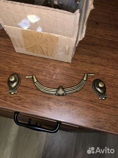 Дверные ручки