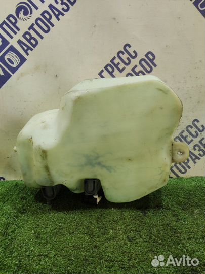 Бачок омывателя Renault Symbol седан 1.4 K4J712