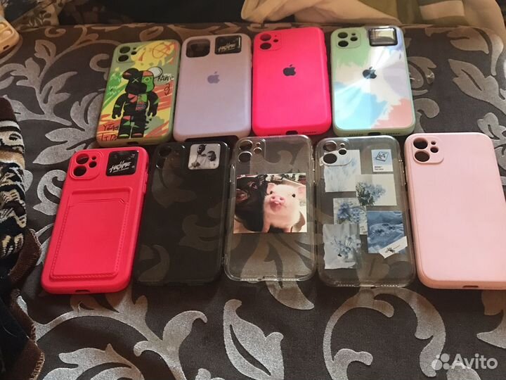 Чехлы на iPhone 11