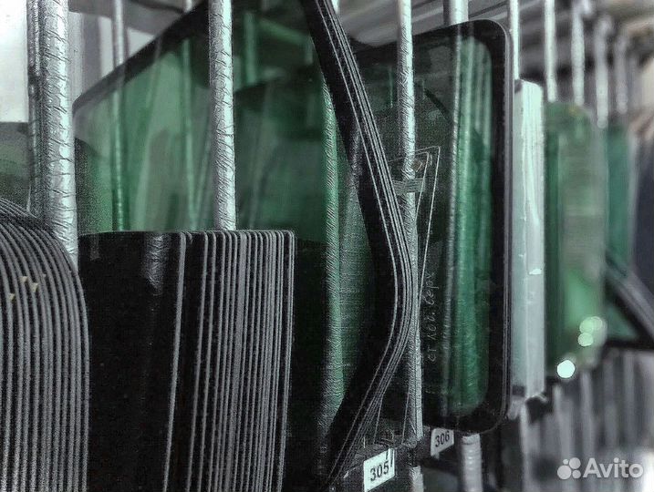 Стекло кабины Takeuchi TCR50