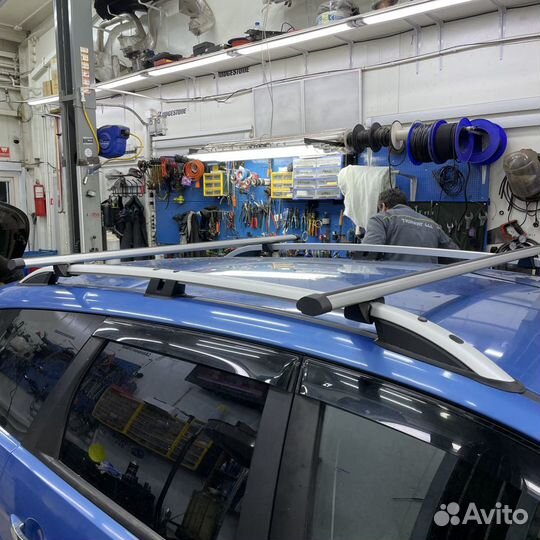 Багажник поперечины на крышу Ford Focus