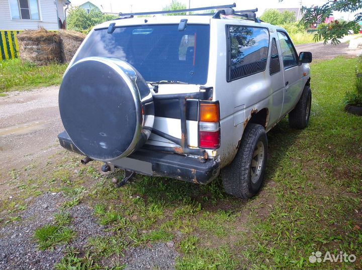 Nissan Terrano 2.4 МТ, 1990, 500 000 км