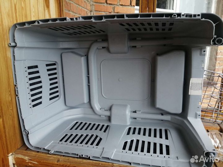 Переноска для собак в самолет