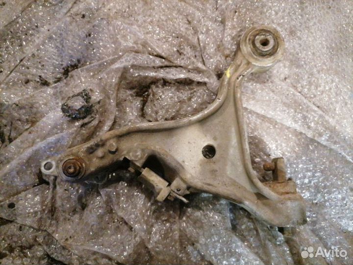 Рычаг передний левый Volvo S80