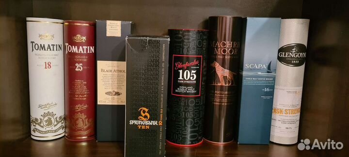 Бутылки из под виски пустые и коробки