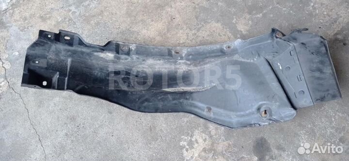 Подкрылок передний правый Mercedes-Benz Actros