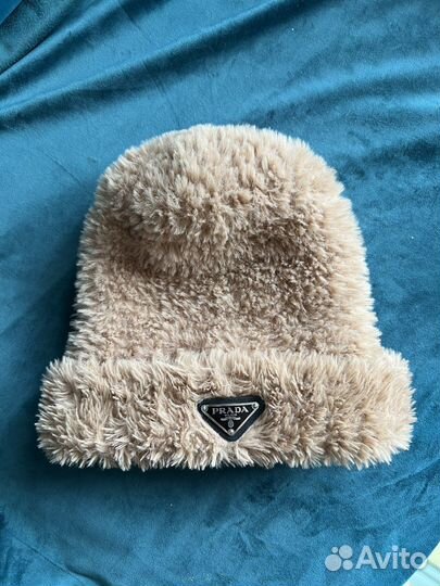 Шапка Prada