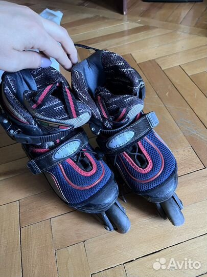 Роликовые коньки