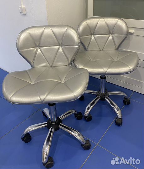 Продаю стул