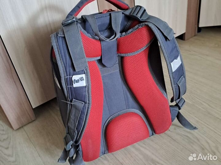 Школьный рюкзак