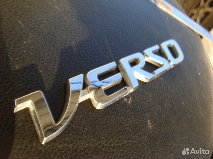 Тойота версо эмблема задняя 16 Toyota Verso 13-16