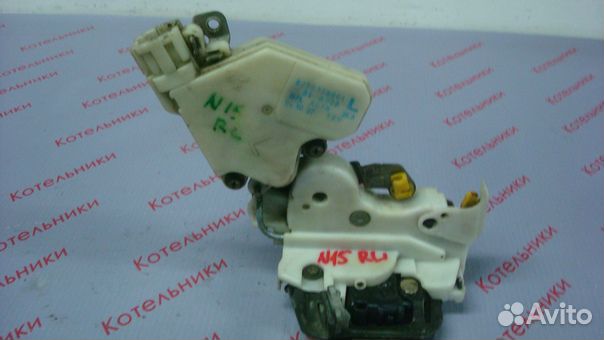 Nissan 82503-89965 Замок задний левый