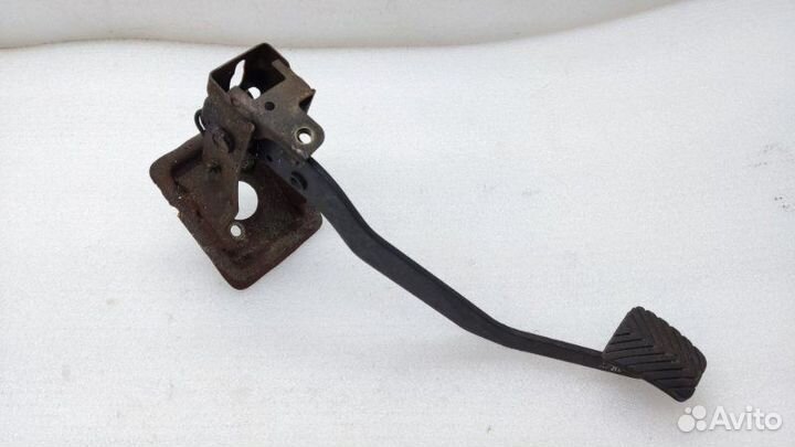 Педаль сцепления Kia Magentis GD G6BV 2005