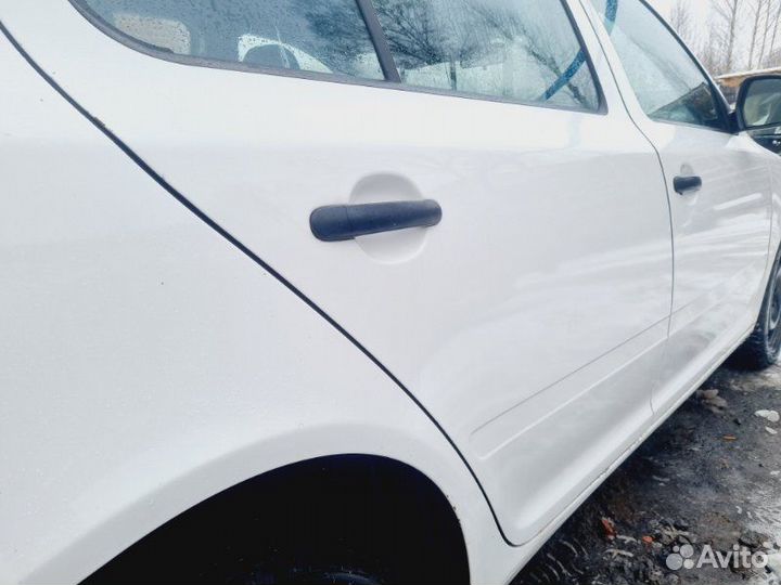 Дверь задняя правая Skoda Octavia
