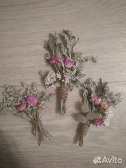 Бутоньерки из сухоцветов