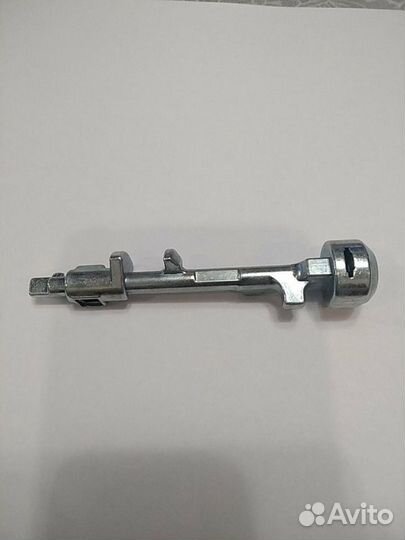 Вал замка зажигания Ленд Крузер 100