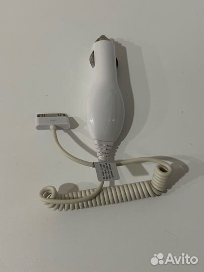 Автомобильная зарядка iPhone 4