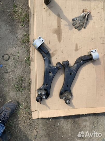 Рычаг передний для Chevrolet Captiva