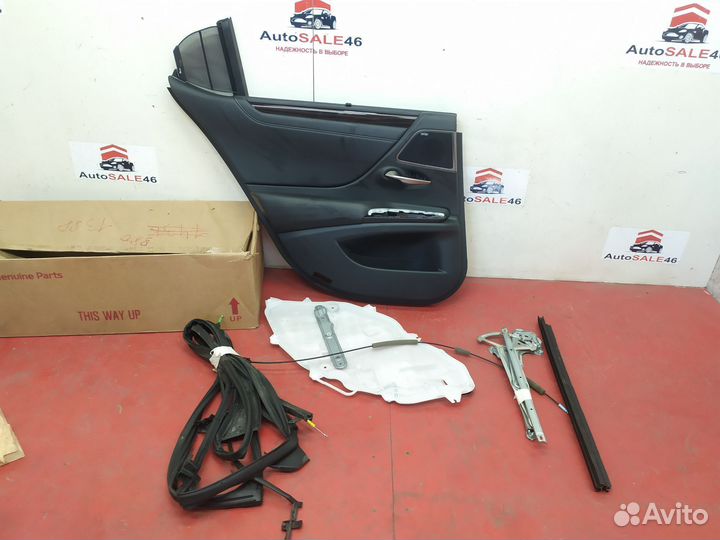 Обшивка двери задней левой Lexus ES7