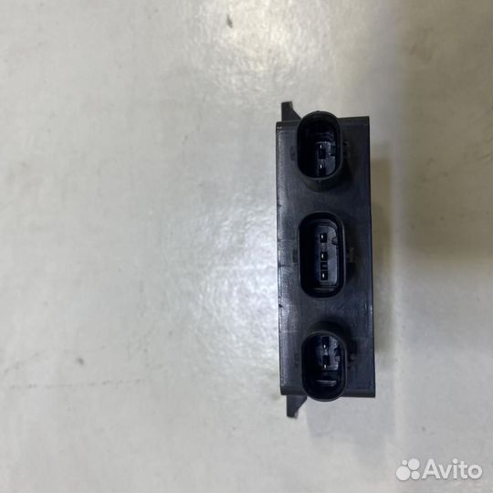 Антенна бесключевого доступа BMW X1 F48